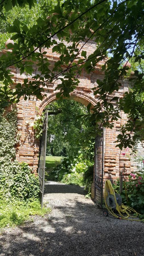 B&B La Cascina Grossa Alessandria Bagian luar foto